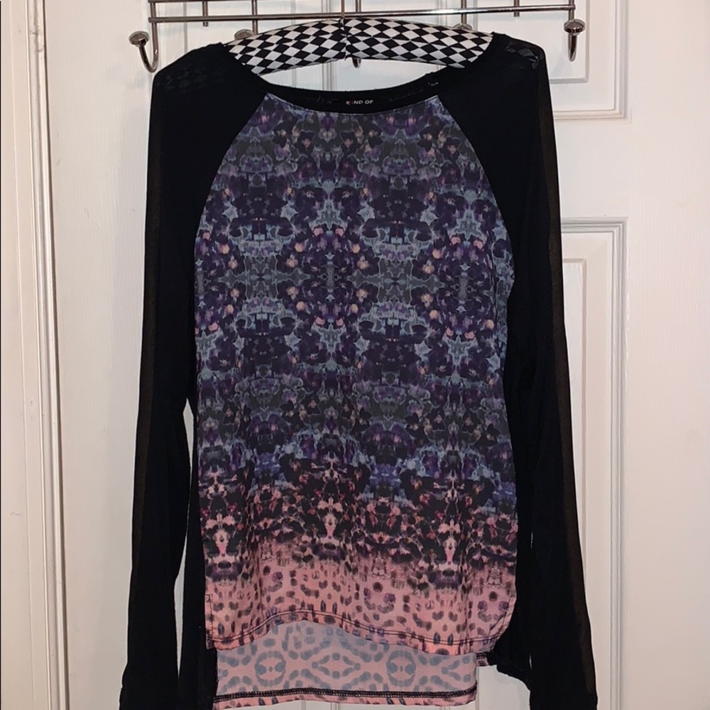 Kiind of | Top | Size Small